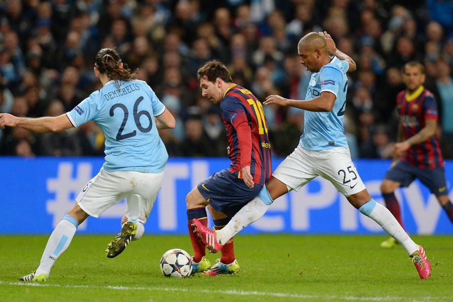 邮报：奥纳纳和埃托奥长期有矛盾；姆伯莫预计是喀麦隆新队长（报道：奥纳纳与埃托奥积怨已久，姆伯莫有望出任喀麦隆新队长）