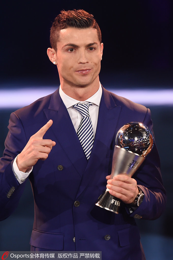 消除阻碍，重磅对决近在咫尺！乌西克VS维尔德：WBC正式批准巅峰碰撞