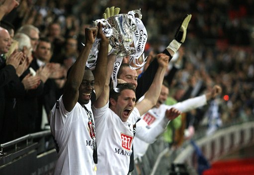 欧冠师徒对决首演，皇马主场迎战曼城（欧冠首度上演师徒之战：皇马主场迎战曼城）