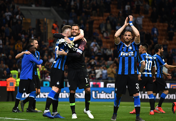 德科：梅西短暂回归？这不可能；还没和莱万谈续约的事（德科：梅西短期回归无望；与莱万续约尚未开启）