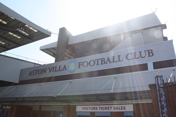 云南1-0西海岸斩获3连胜，奥斯卡助攻恩里克闪击（云南1比0力克西海岸豪取三连胜，奥斯卡助攻恩里克闪电破门）