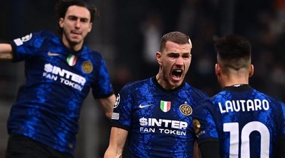 姆巴佩西甲第15轮狂轰3球，助皇马3-0胜毕巴，状态惊人，成为当世足坛第一人。（姆巴佩西甲第15轮上演帽子戏法，助皇马3-0击退毕巴，状态爆棚，坐稳当世第一人）