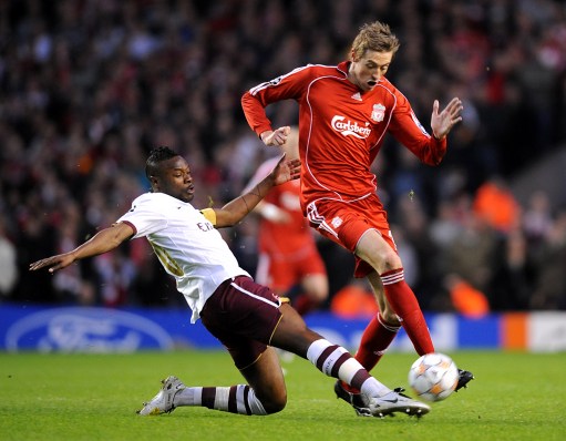 德天空：尤文关注匈牙利20岁中场托特，球员身价1500万欧（据德天空报道，尤文有意匈牙利20岁中场托特，估值约1500万欧元）