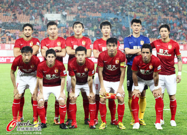 世体：巴萨还没有收到对特狮的报价，他们希望他先彻底康复（世界体育报：巴萨尚未接到特尔施特根的报价，俱乐部更希望他先完全康复）