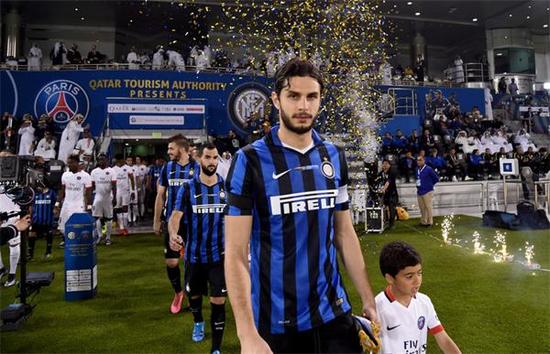 状态低迷遭遇三连平，皇马丢掉西甲积分榜榜首（三连平状态不佳，皇马让出西甲榜首）