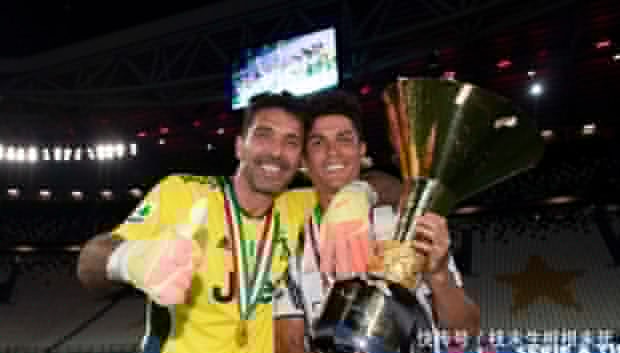 布冯：意大利国家队已经展现出了复苏和积极的迹象（布冯：意大利队已显复苏势头与积极面貌）