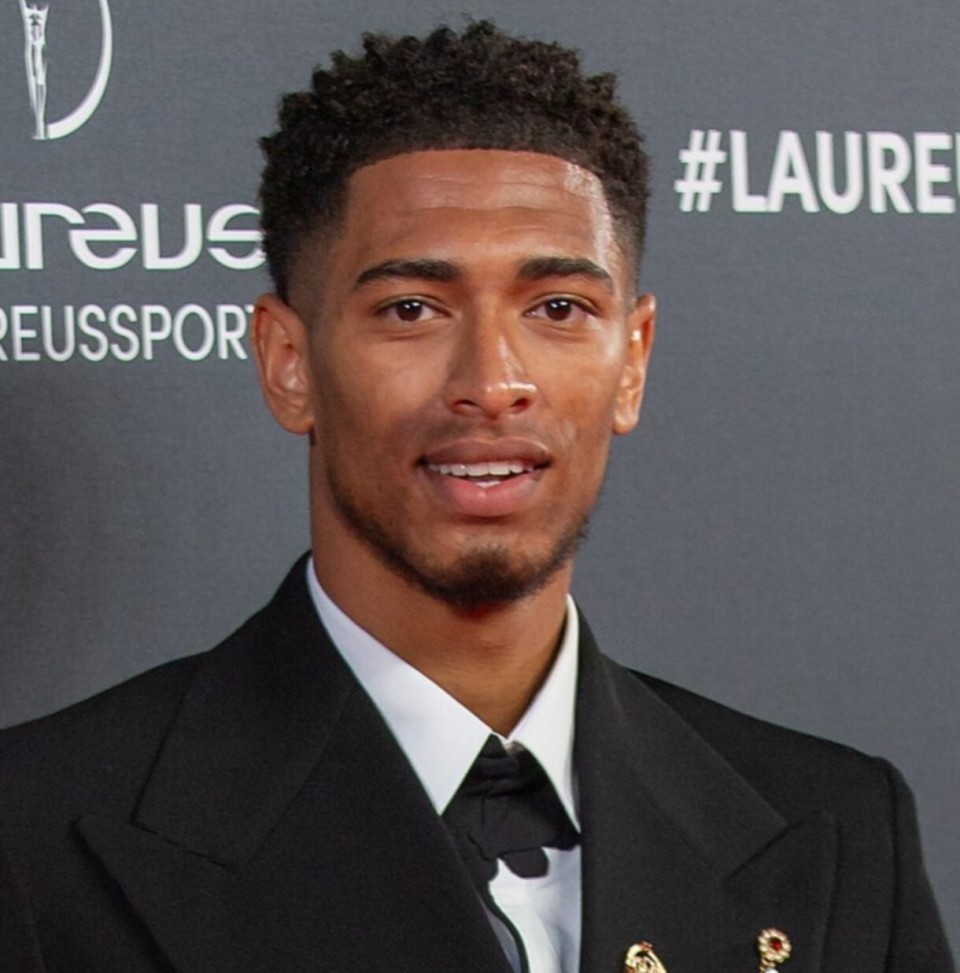 西蒙高茨被国乒当猴遛的有多惨？樊振东一招海底捞月直接击碎道心（西蒙高茨被国乒压制得多惨？樊振东一记海底捞月当场击碎道心）