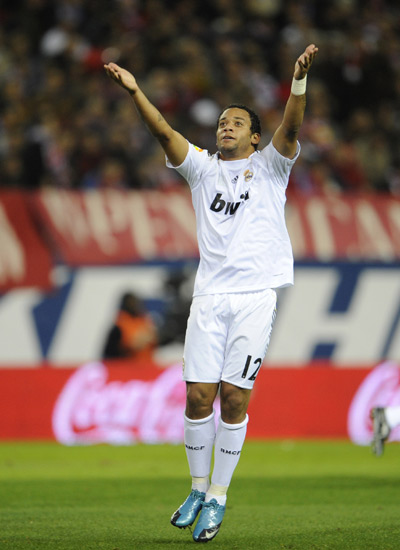 葡超半场：特林康破门，伊奥尼迪斯建功，葡体2-0吉马良斯（葡超半场战报：特林康、伊奥尼迪斯相继破门，葡体2-0领先吉马良斯）